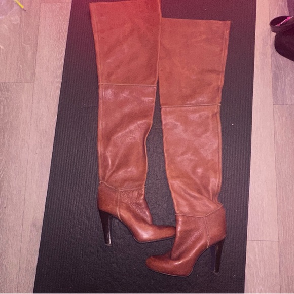 Vintage Italian Leather Boots - Picture 4 of 13
